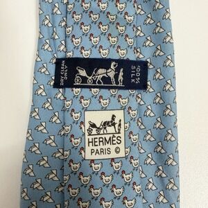 Hermes Mens Tie Origami Chicken Rooster Turquoise/Cream Silk 5614 MA 3.25" x 60"